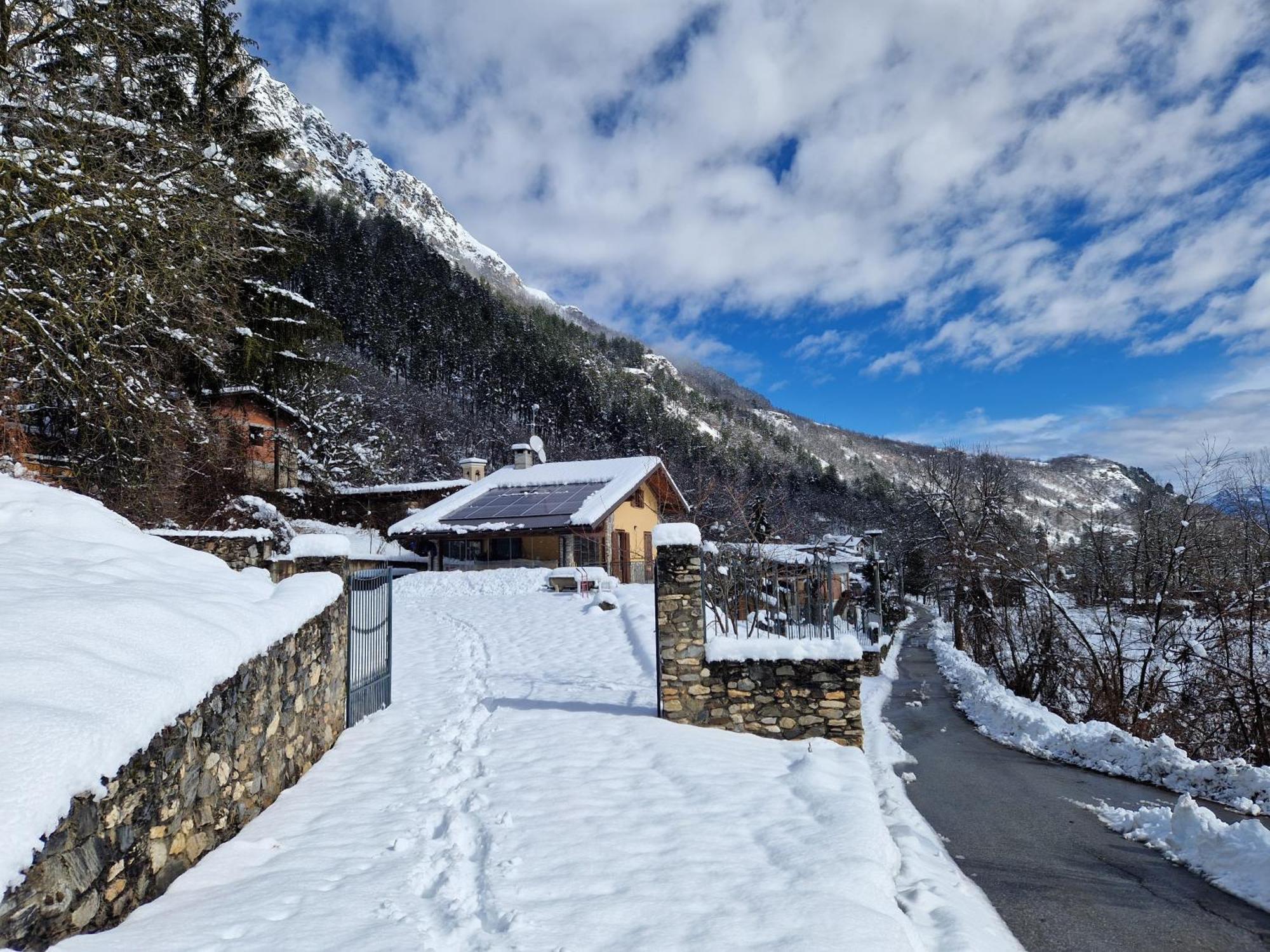 Casa Di Montagna Appartement Aisone Buitenkant foto