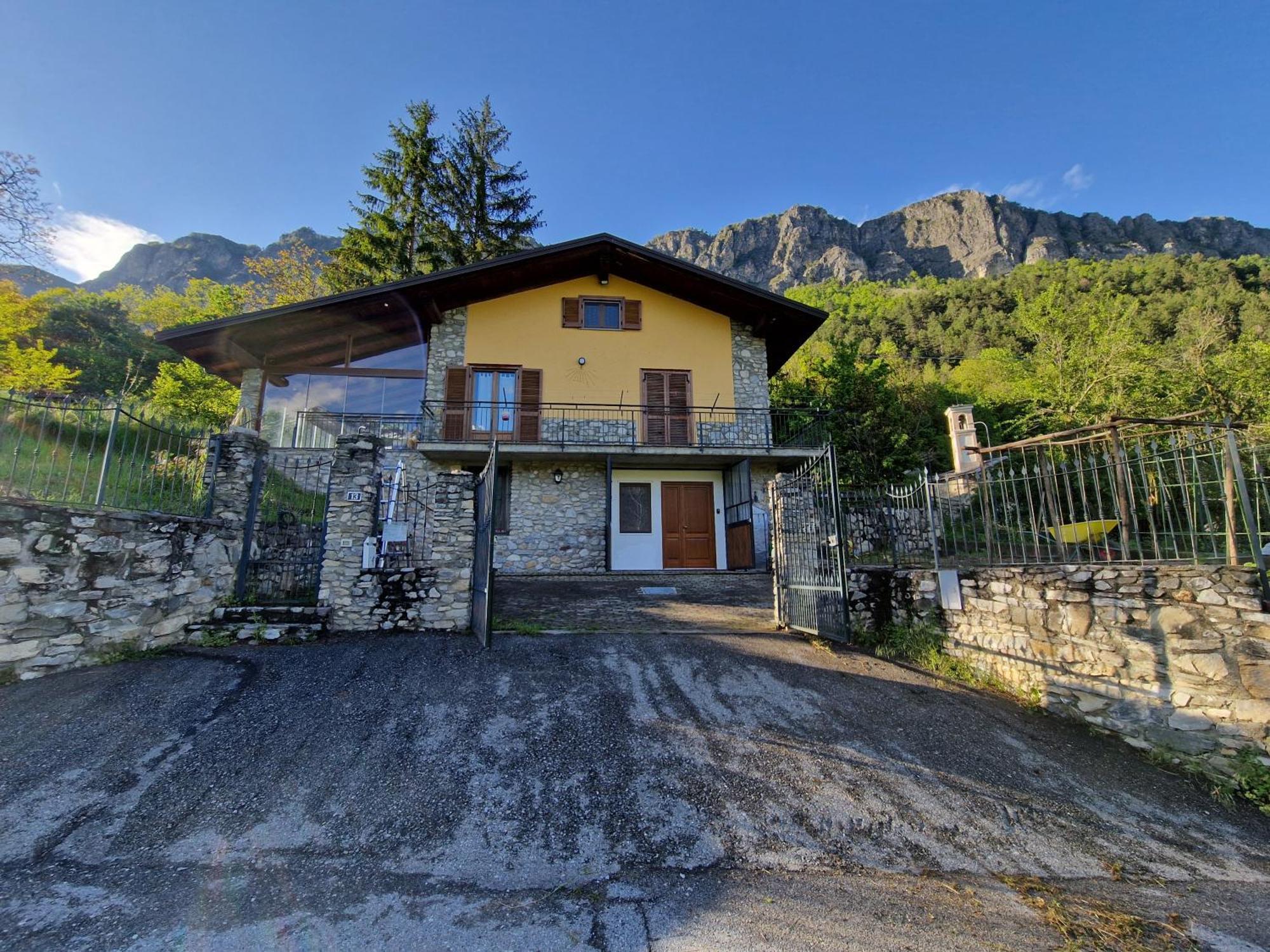Casa Di Montagna Appartement Aisone Buitenkant foto